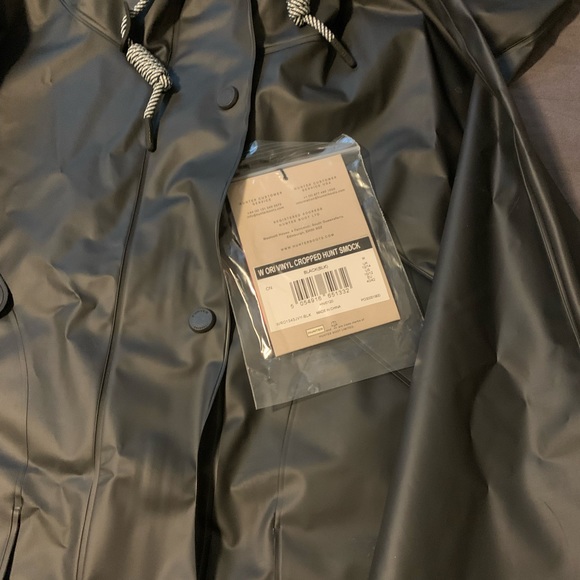 Hunter Cropped Rain Jacket - Picture 2 of 5